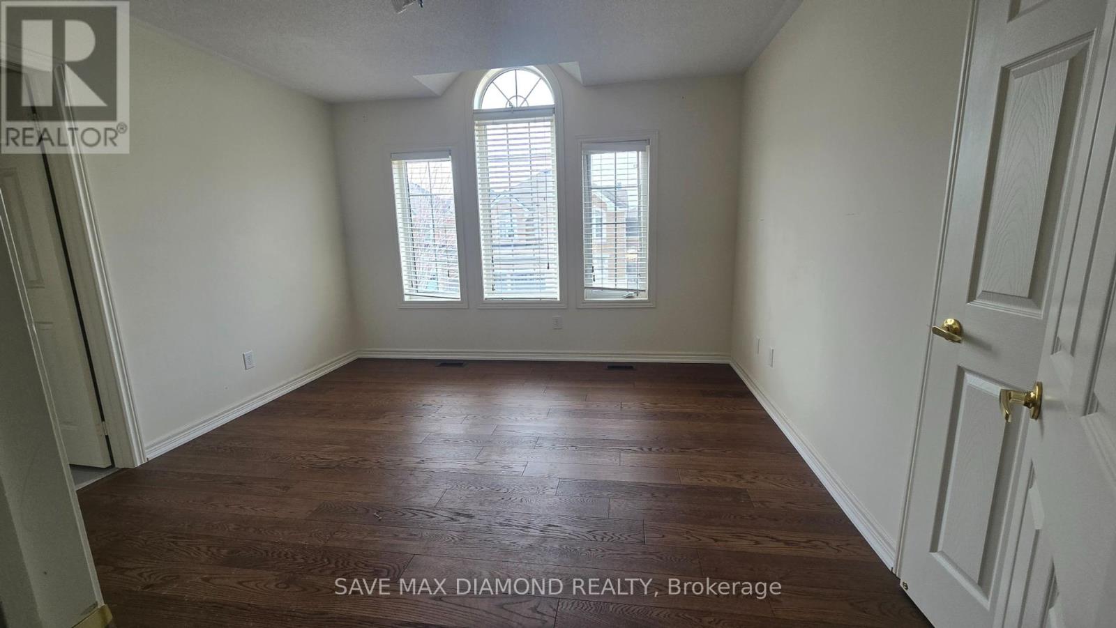 3185 Larry Crescent, Oakville, Ontario  L6M 0T1 - Photo 25 - W12005994