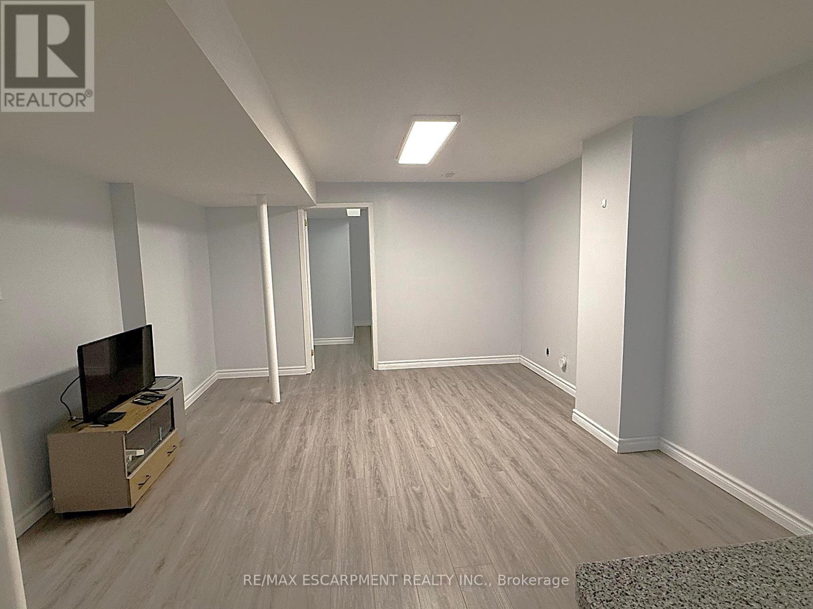 Basement - 25 Prairie Rose Circle, Brampton, Ontario  L6R 1R4 - Photo 12 - W12123219