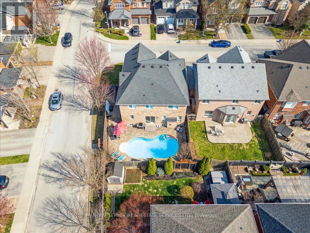5443 Jacada Road, Burlington, Ontario  L7L 7N3 - Photo 1 - W12106536