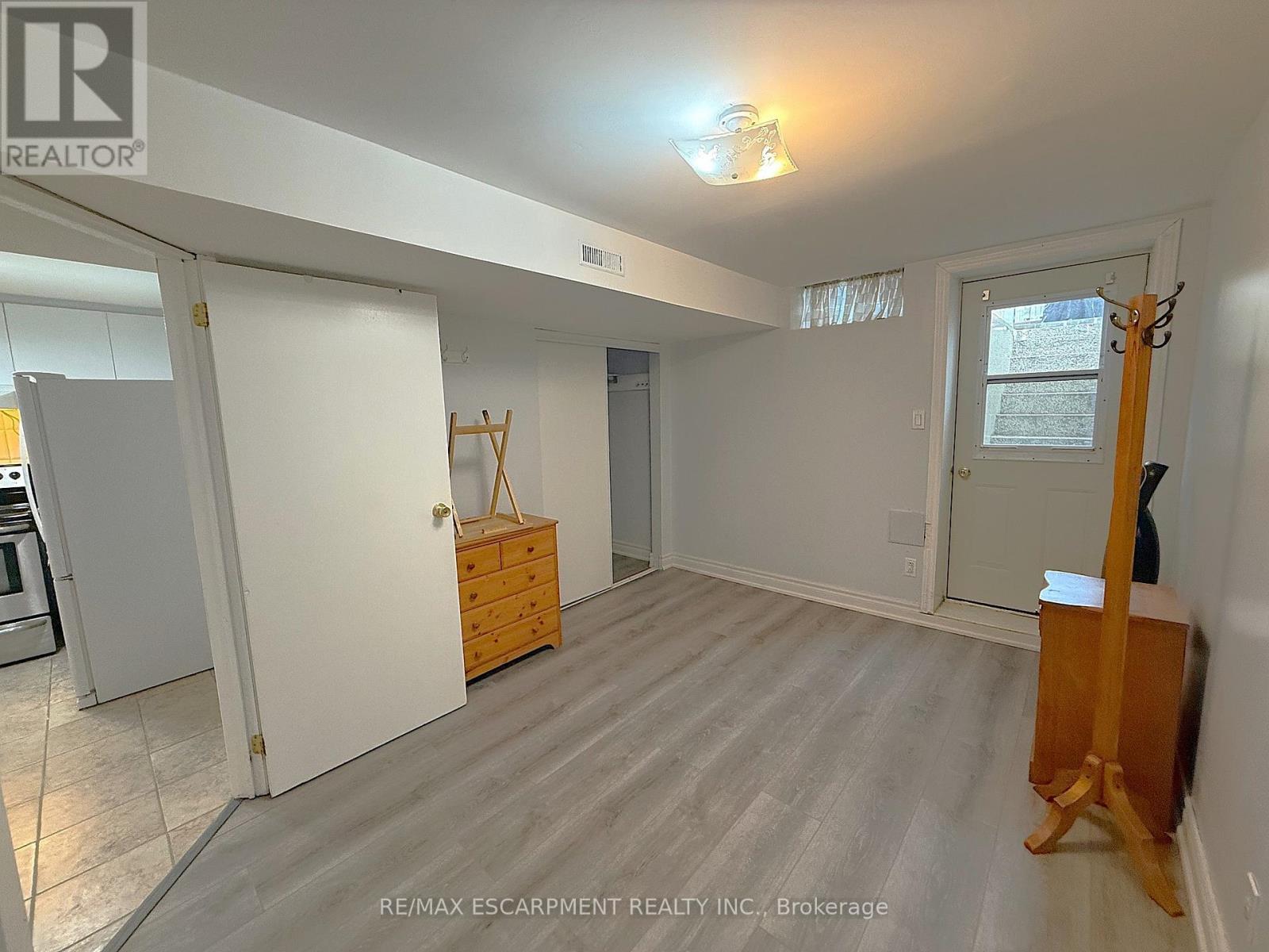 Basement - 25 Prairie Rose Circle, Brampton, Ontario  L6R 1R4 - Photo 4 - W12123219
