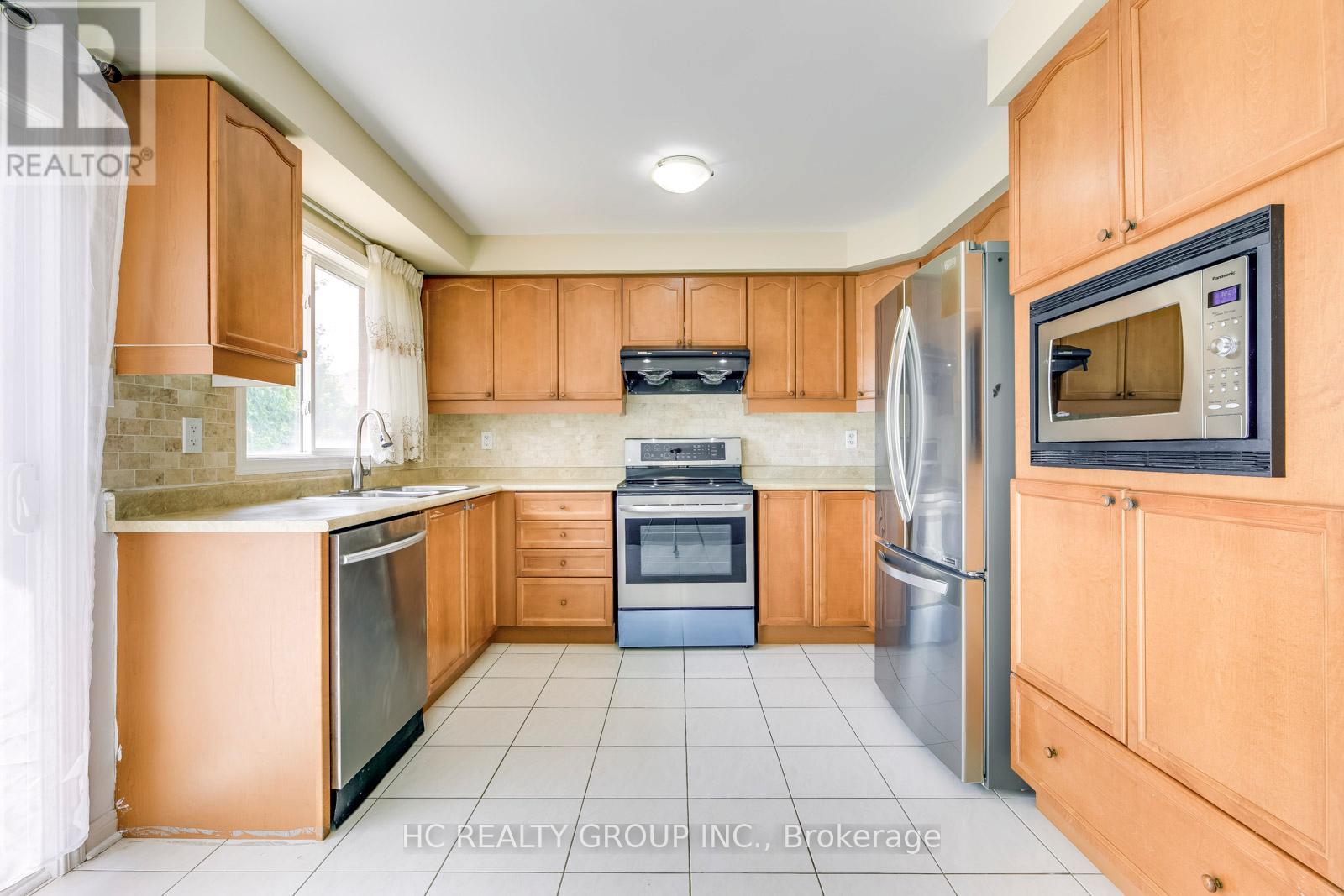 3045 Abernathy Way, Oakville, Ontario  L6M 5C1 - Photo 18 - W12144452