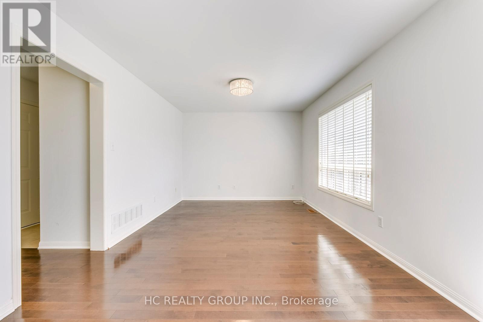 3045 Abernathy Way, Oakville, Ontario  L6M 5C1 - Photo 15 - W12144452