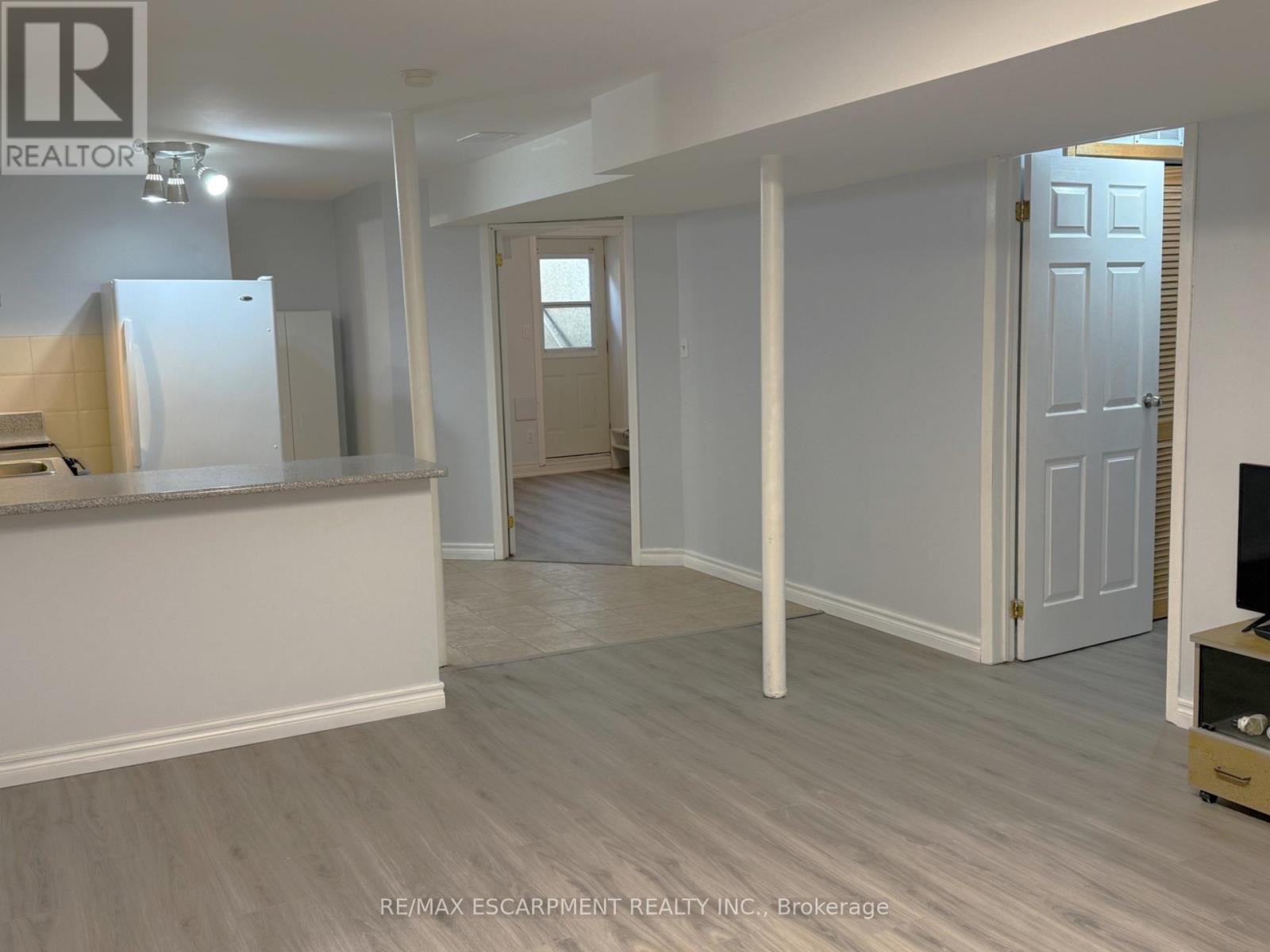 Basement - 25 Prairie Rose Circle, Brampton, Ontario  L6R 1R4 - Photo 6 - W12123219