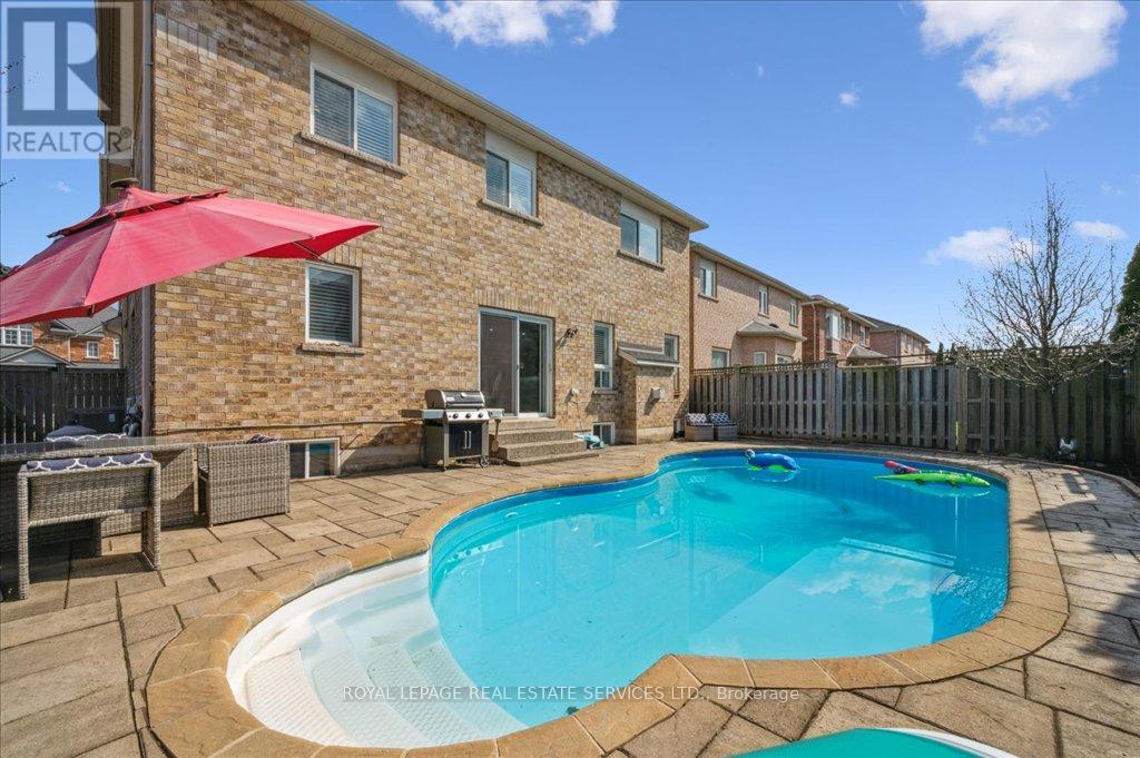 5443 Jacada Road, Burlington, Ontario  L7L 7N3 - Photo 38 - W12106536