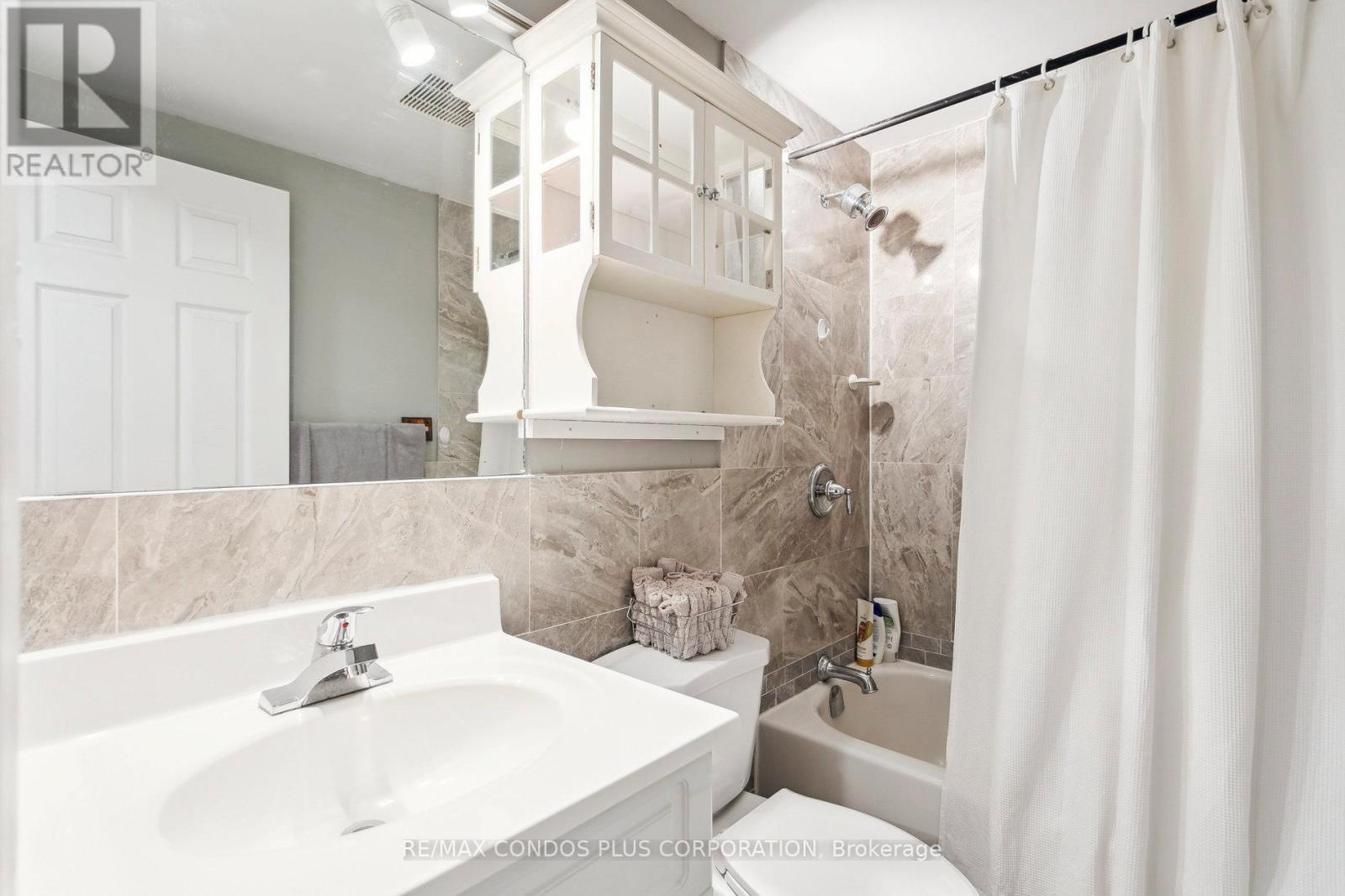 47 - 39 Lexington Avenue, Toronto (West Humber-Clairville), Ontario  M9V 2G4 - Photo 42 - W12211513
