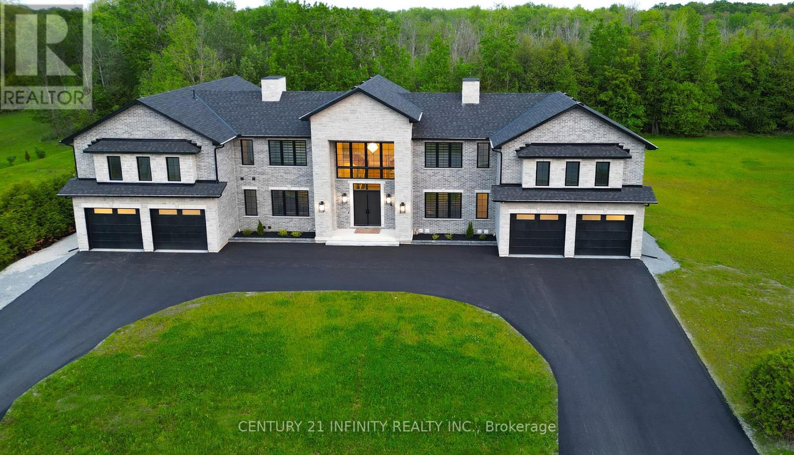 2033 NASH ROAD, Clarington, Ontario