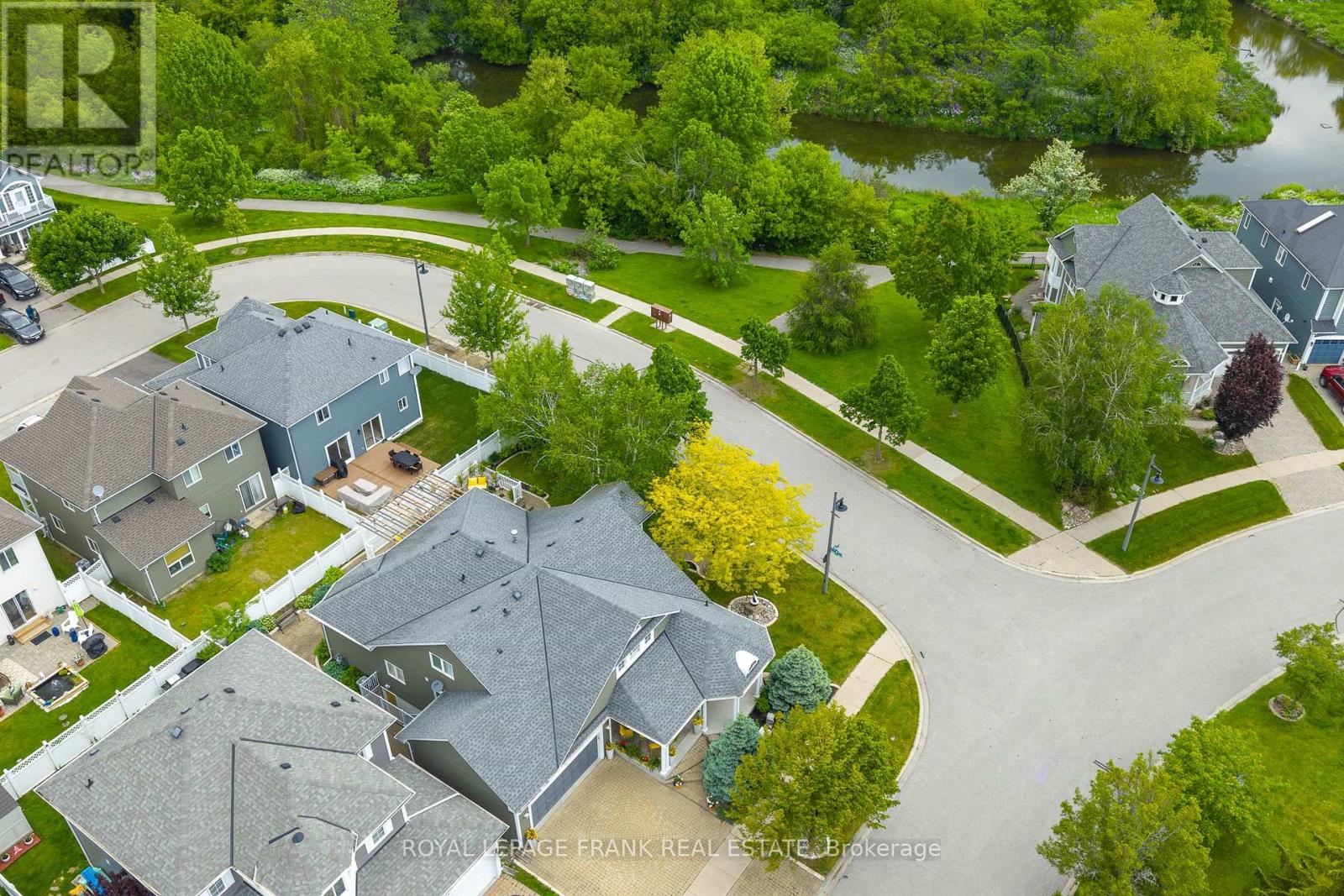30 Carveth Crescent, Clarington, Ontario  L1B 1N3 - Photo 2 - E12214956
