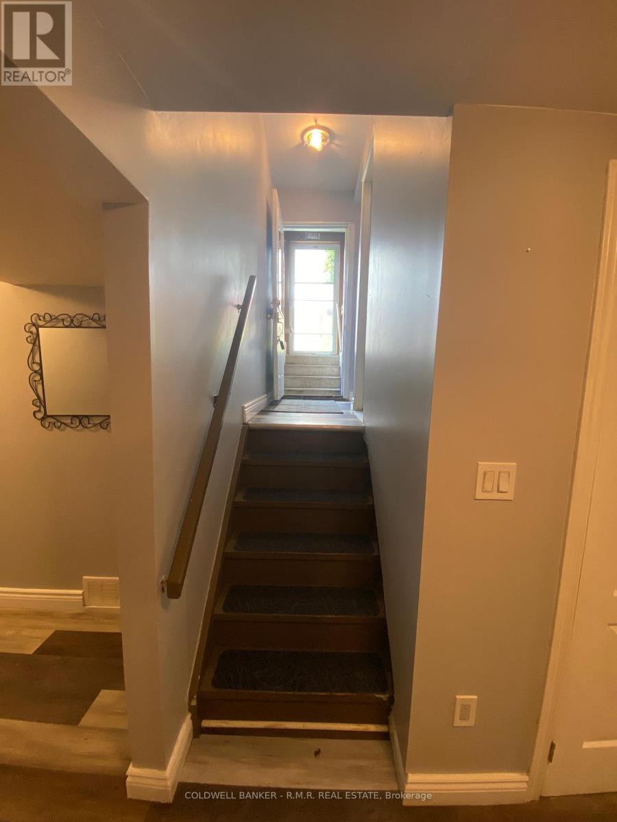 66 Ivory Court, Clarington, Ontario  L1C 5C1 - Photo 8 - E12215743