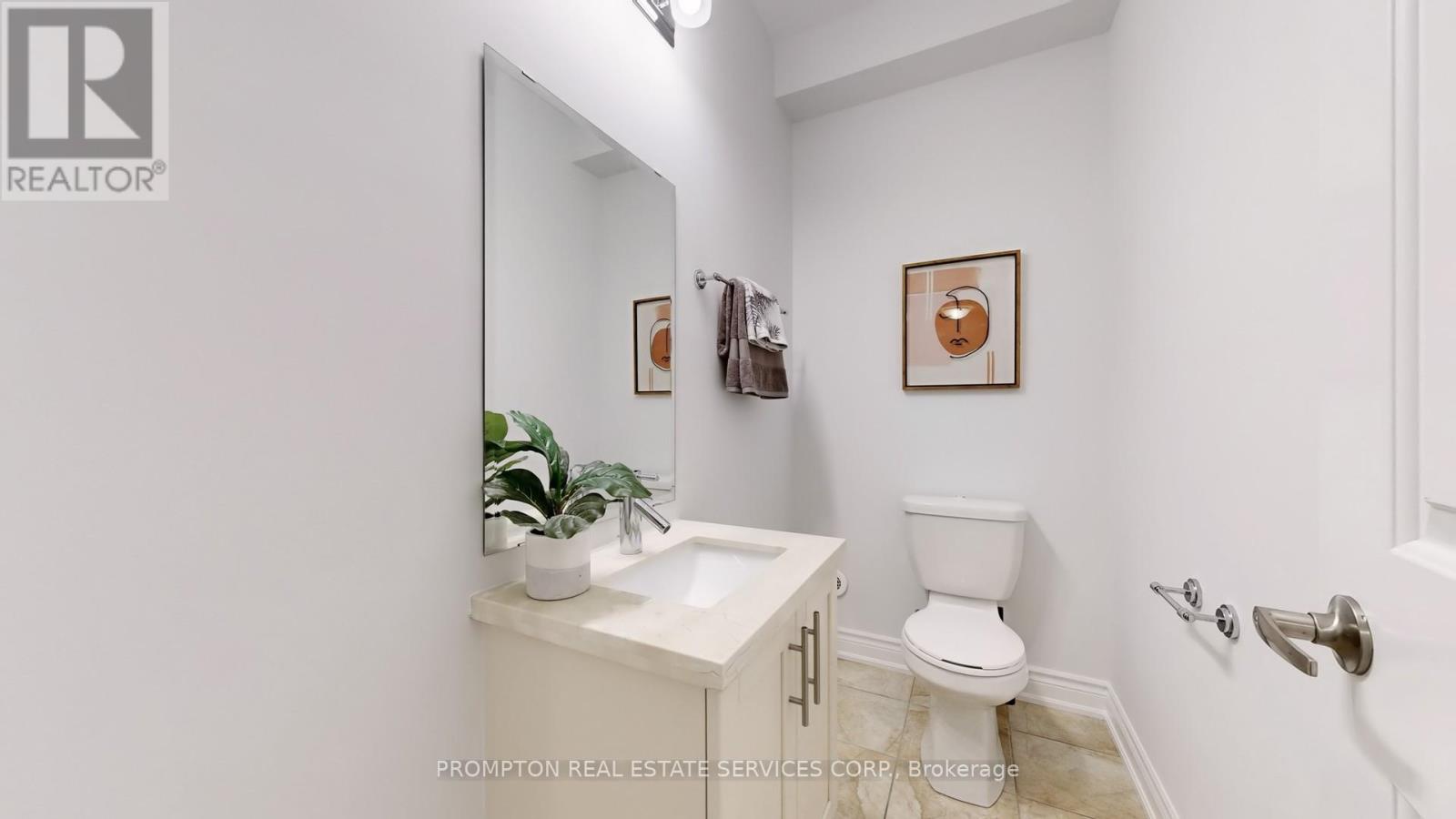 5 - 30 Hargrave Lane, Toronto (Bridle Path-Sunnybrook-York Mills), Ontario  M4N 0A4 - Photo 15 - C12215931