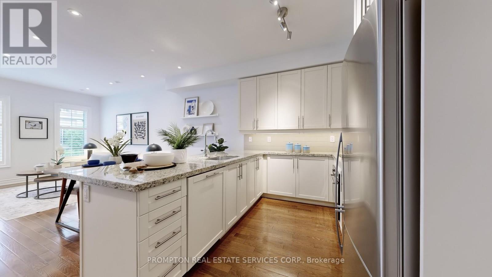 5 - 30 Hargrave Lane, Toronto (Bridle Path-Sunnybrook-York Mills), Ontario  M4N 0A4 - Photo 12 - C12215931