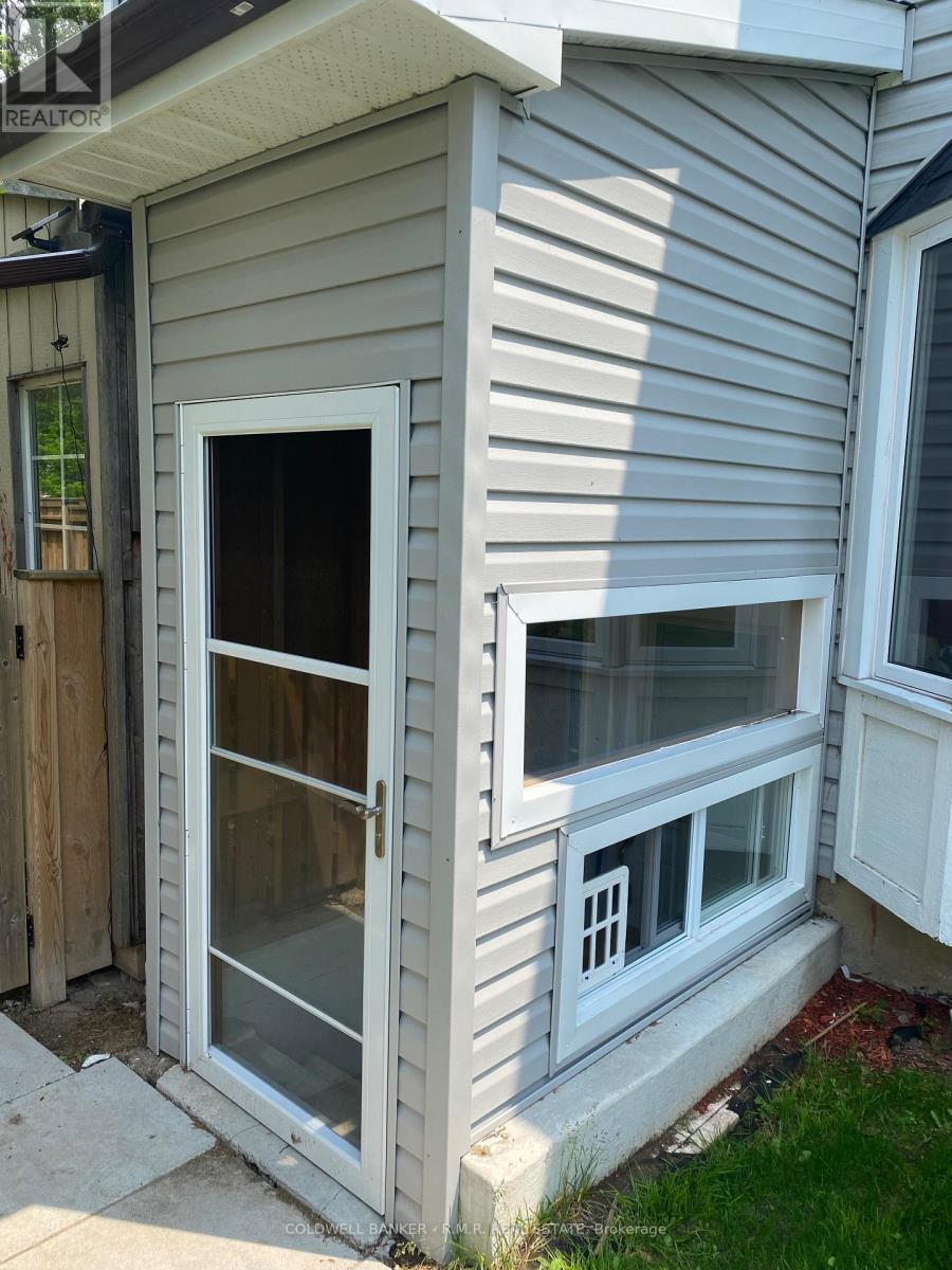 66 Ivory Court, Clarington, Ontario  L1C 5C1 - Photo 3 - E12215743