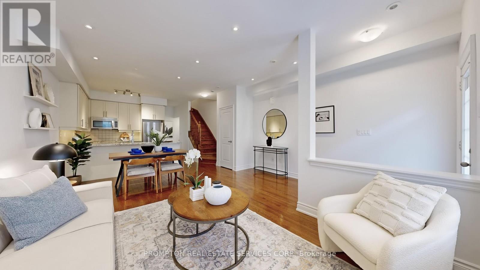 5 - 30 Hargrave Lane, Toronto (Bridle Path-Sunnybrook-York Mills), Ontario  M4N 0A4 - Photo 7 - C12215931
