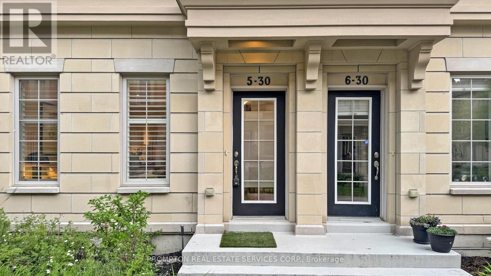 5 - 30 Hargrave Lane, Toronto (Bridle Path-Sunnybrook-York Mills), Ontario  M4N 0A4 - Photo 3 - C12215931