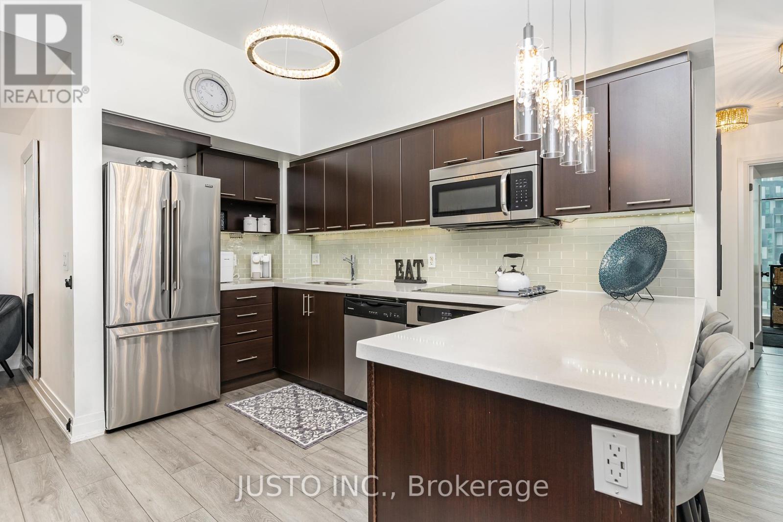 W604 - 565 Wilson Avenue, Toronto (Clanton Park), Ontario  M3H 0C6 - Photo 4 - C12215971