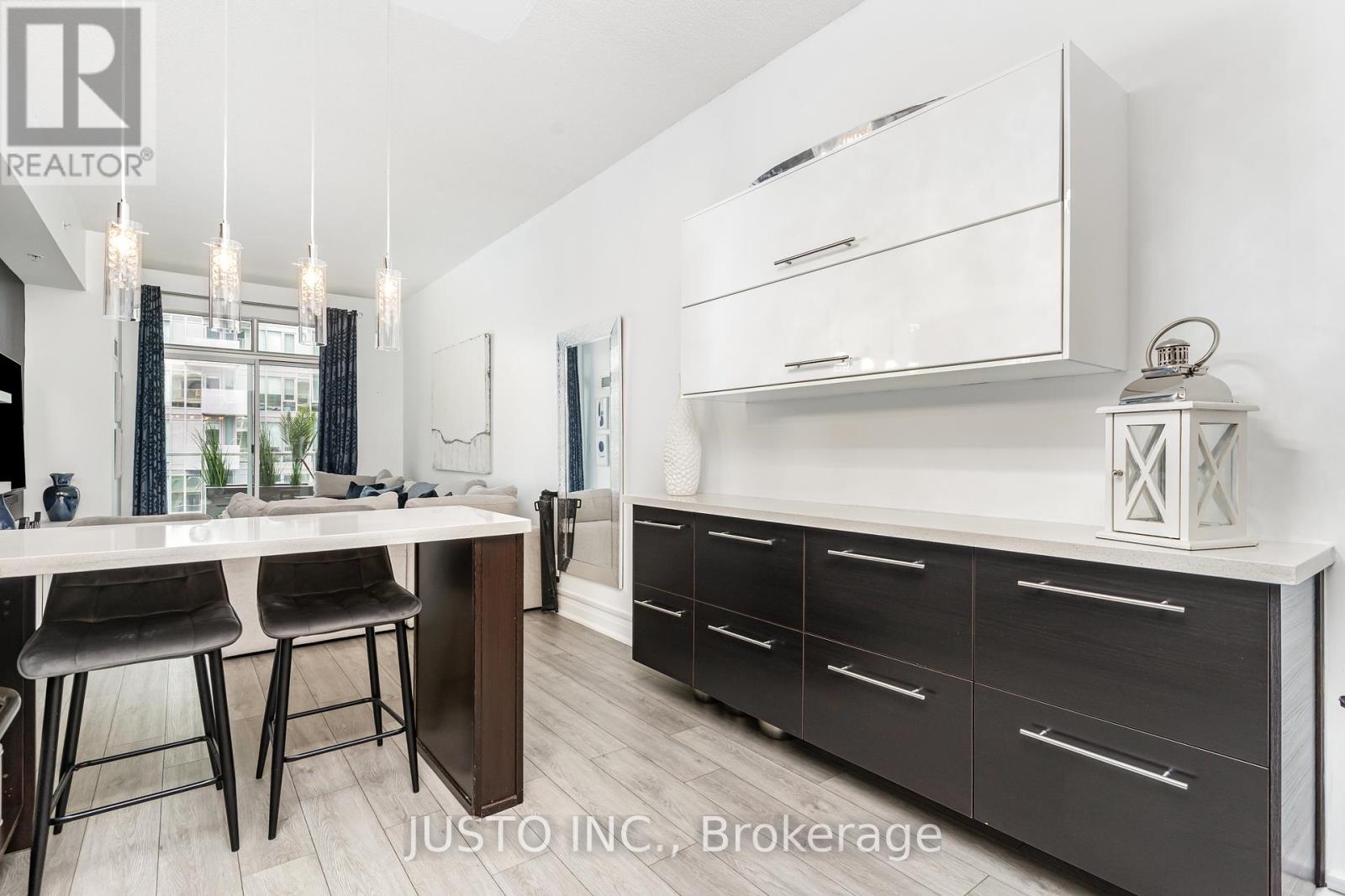 W604 - 565 Wilson Avenue, Toronto (Clanton Park), Ontario  M3H 0C6 - Photo 5 - C12215971