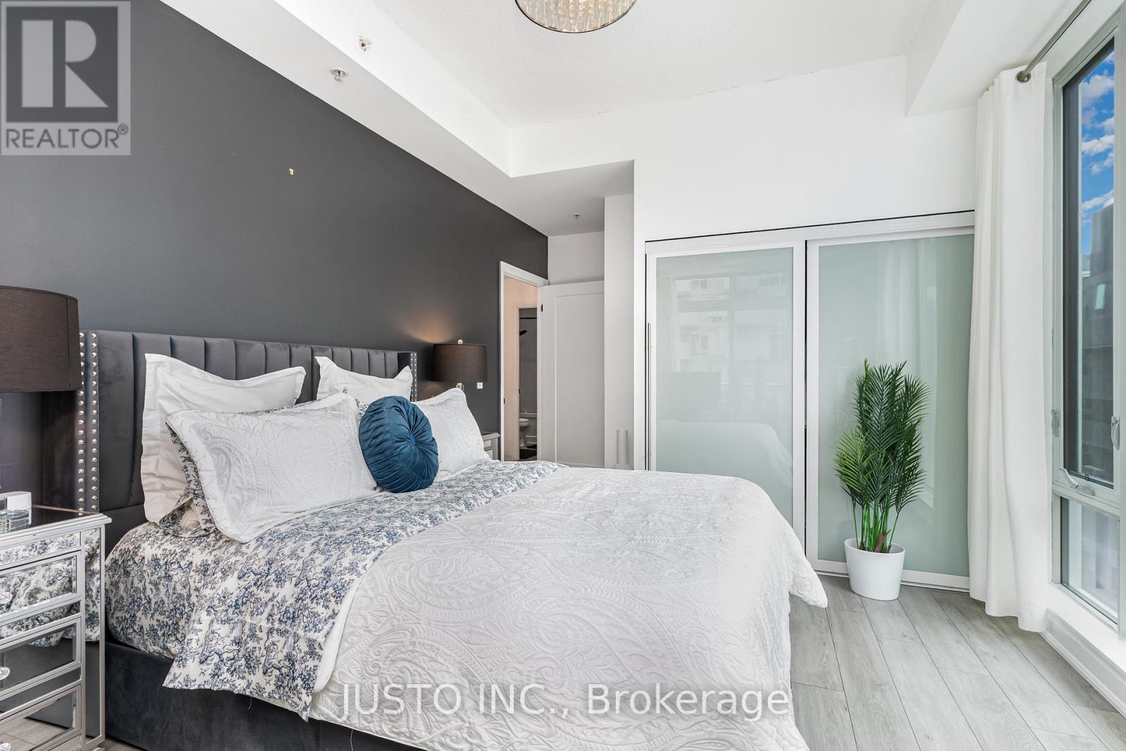 W604 - 565 Wilson Avenue, Toronto (Clanton Park), Ontario  M3H 0C6 - Photo 11 - C12215971