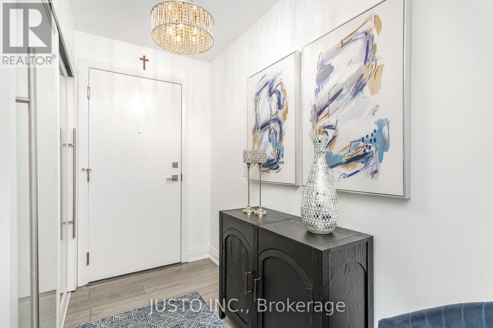 W604 - 565 Wilson Avenue, Toronto (Clanton Park), Ontario  M3H 0C6 - Photo 2 - C12215971