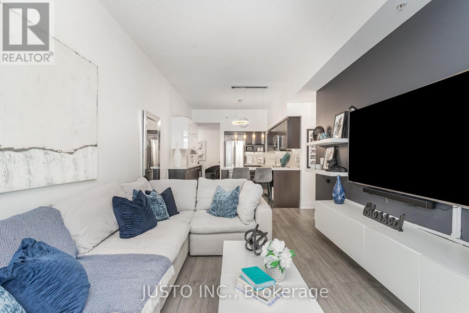 W604 - 565 Wilson Avenue, Toronto (Clanton Park), Ontario  M3H 0C6 - Photo 8 - C12215971