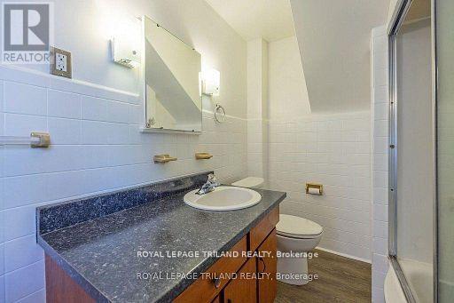 241 Ridout Street S, London South, Ontario  N6C 3Y3 - Photo 21 - X12054020