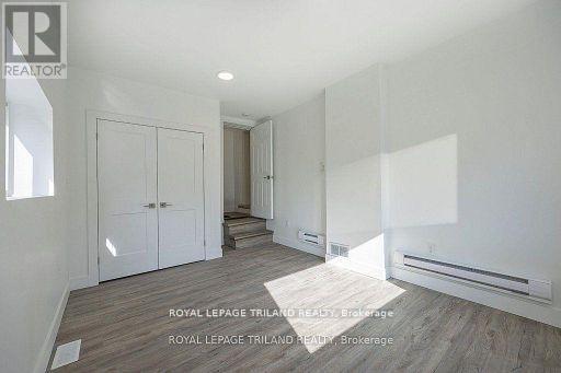 241 Ridout Street S, London South, Ontario  N6C 3Y3 - Photo 12 - X12054020