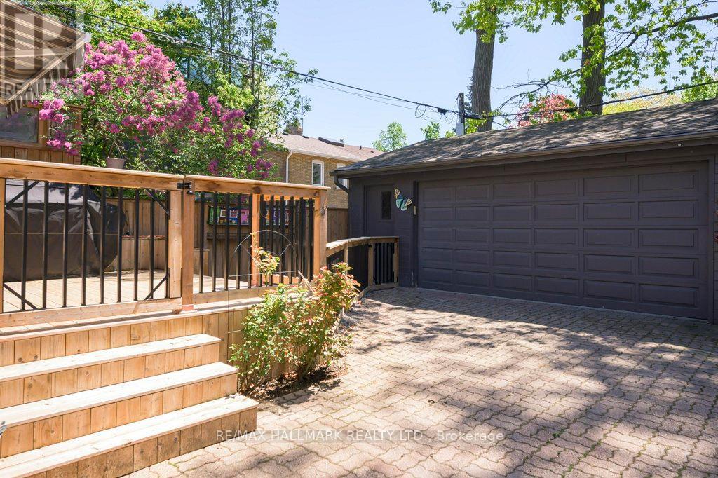 25 Selwood Avenue, Toronto (The Beaches), Ontario  M4E 1B3 - Photo 33 - E12215890