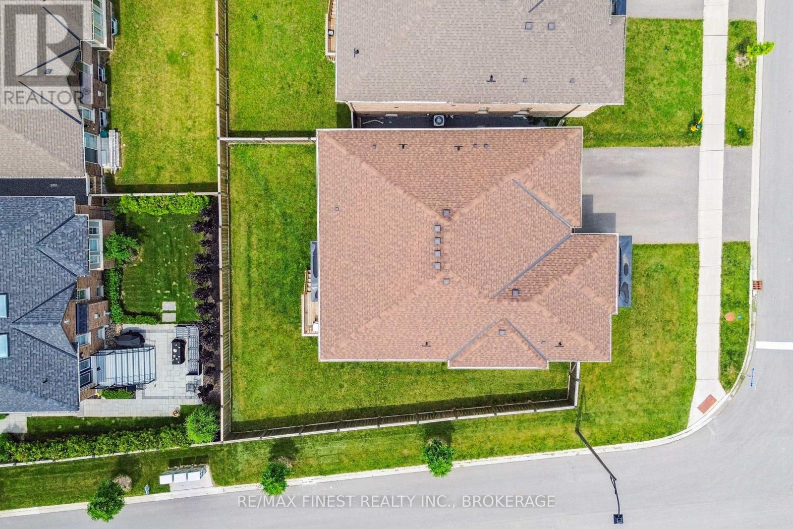 171 Frederick Pearson Street, East Gwillimbury, Ontario  L9N 0Y8 - Photo 43 - N12215973