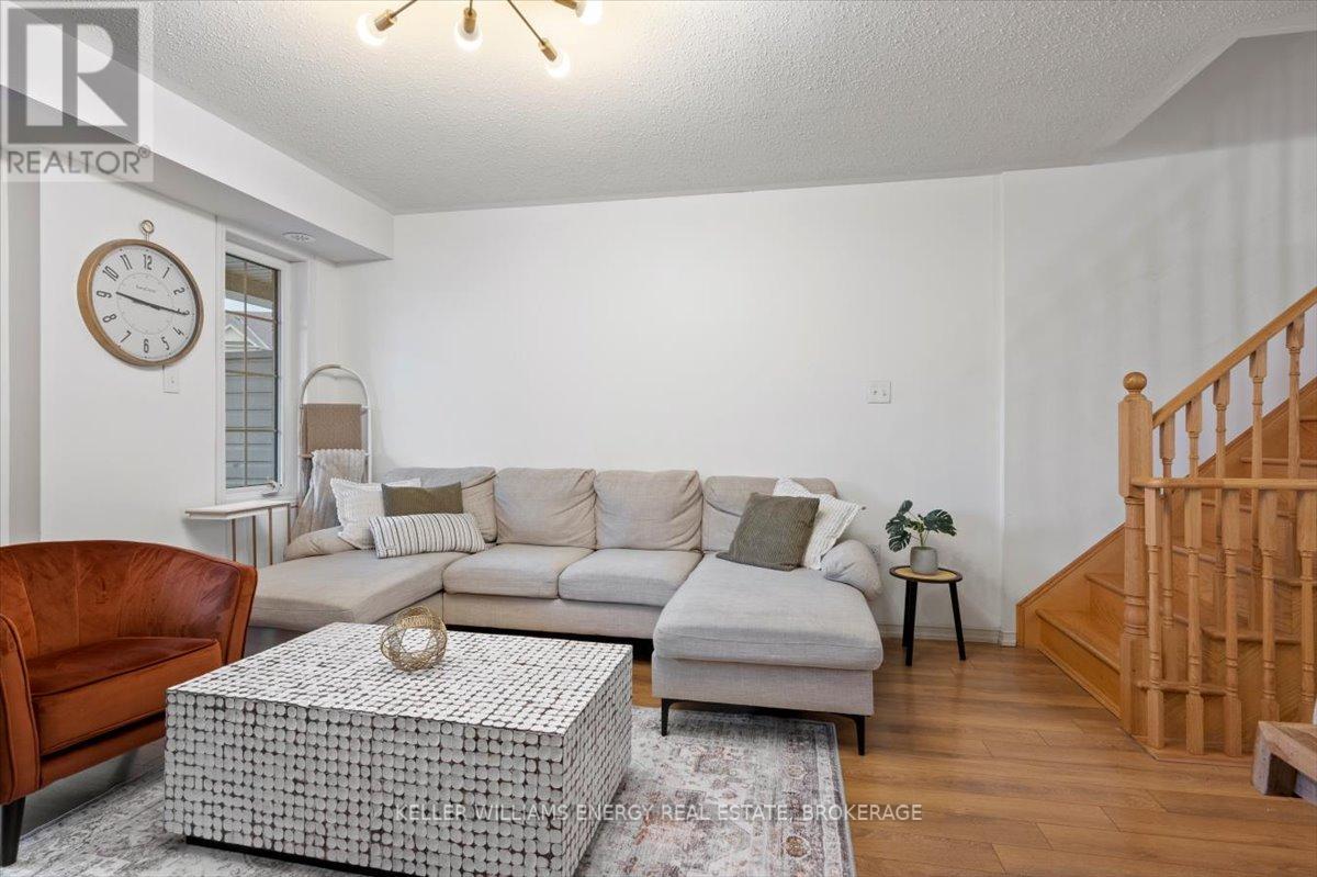 2372 Chevron Prince Path, Oshawa, Ontario  L1L 0K9 - Photo 2 - E12216033