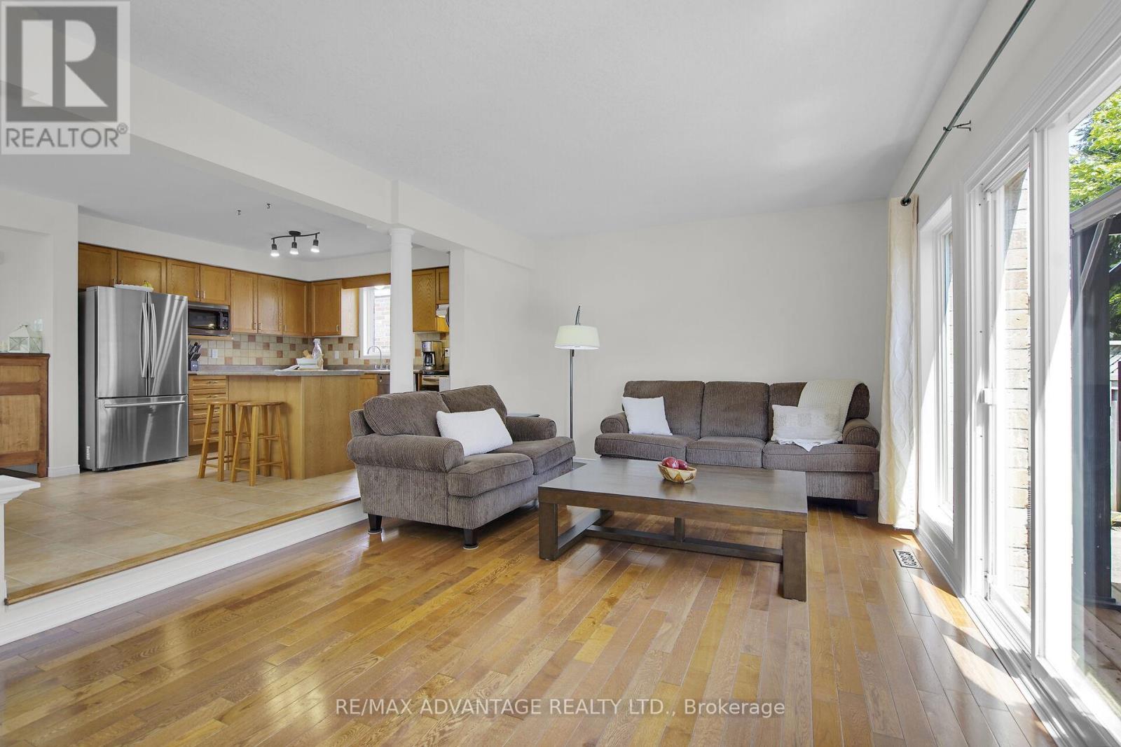 176 Rossmore Court, London South (South P), Ontario  N6C 6B9 - Photo 16 - X12215864