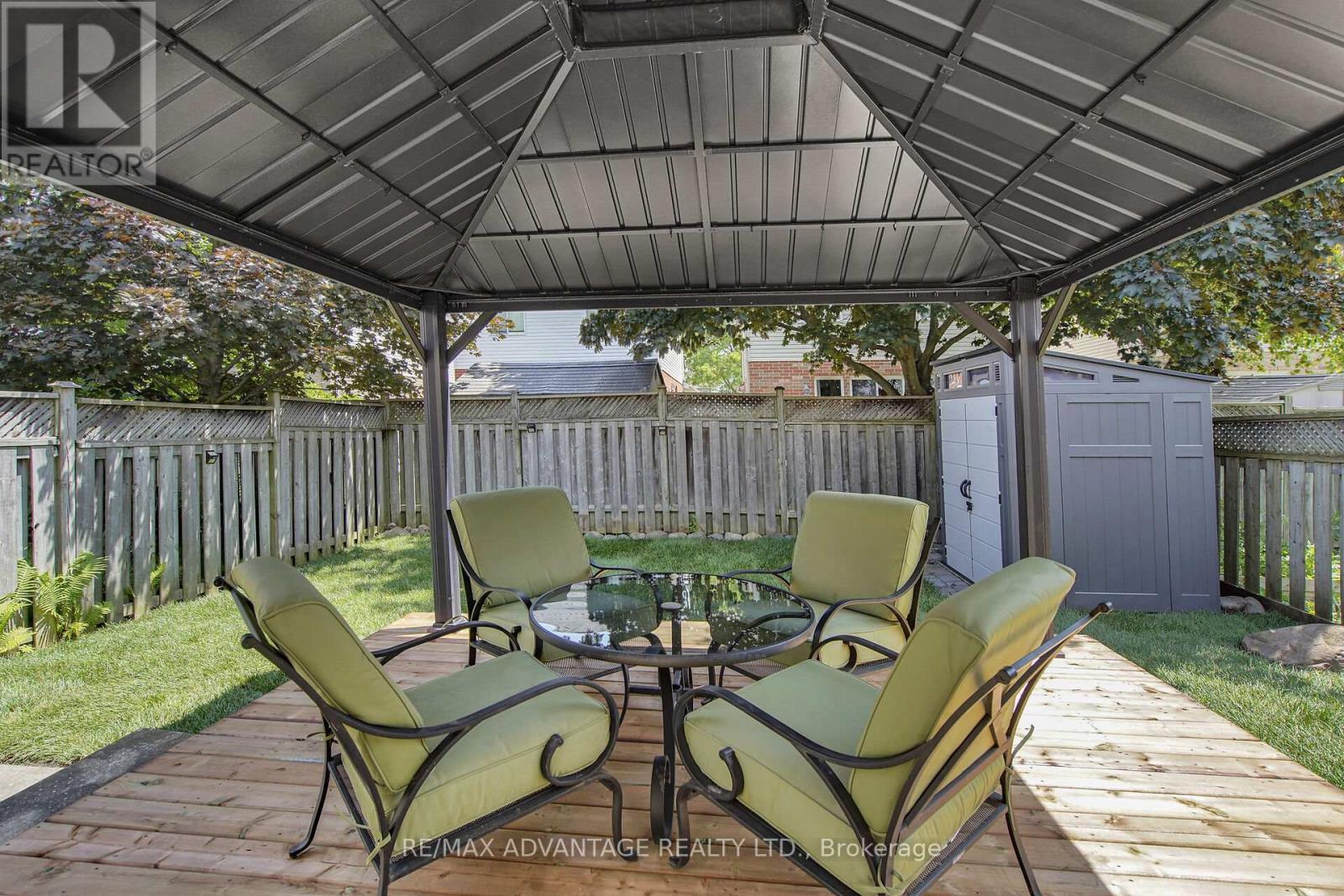 176 Rossmore Court, London South (South P), Ontario  N6C 6B9 - Photo 35 - X12215864