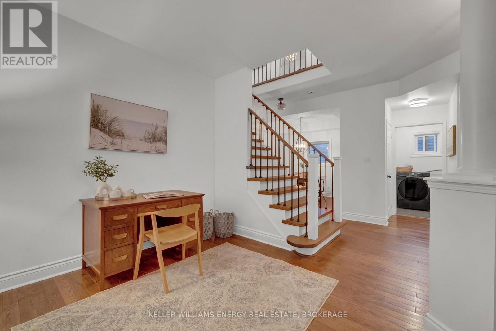 65 Scadding Avenue, Whitby, Ontario  L1N 9X3 - Photo 4 - E12216387