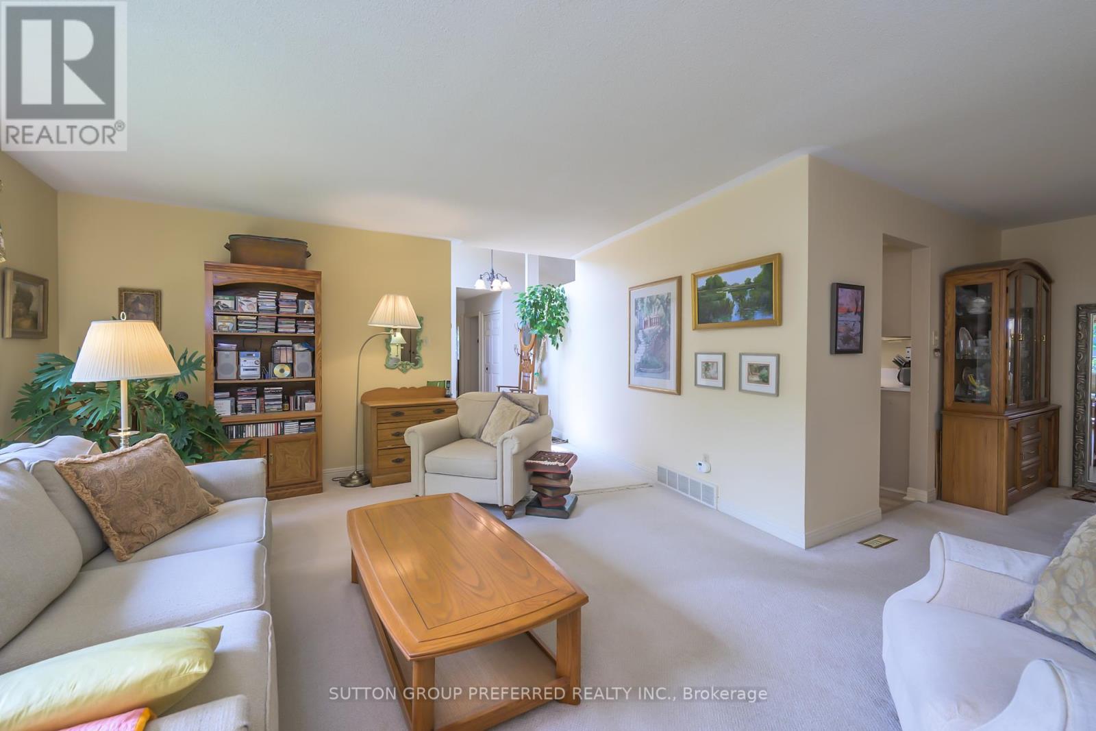 51 - 50 Fiddlers Green Road, London North (North P), Ontario  N6H 4T4 - Photo 14 - X12215913