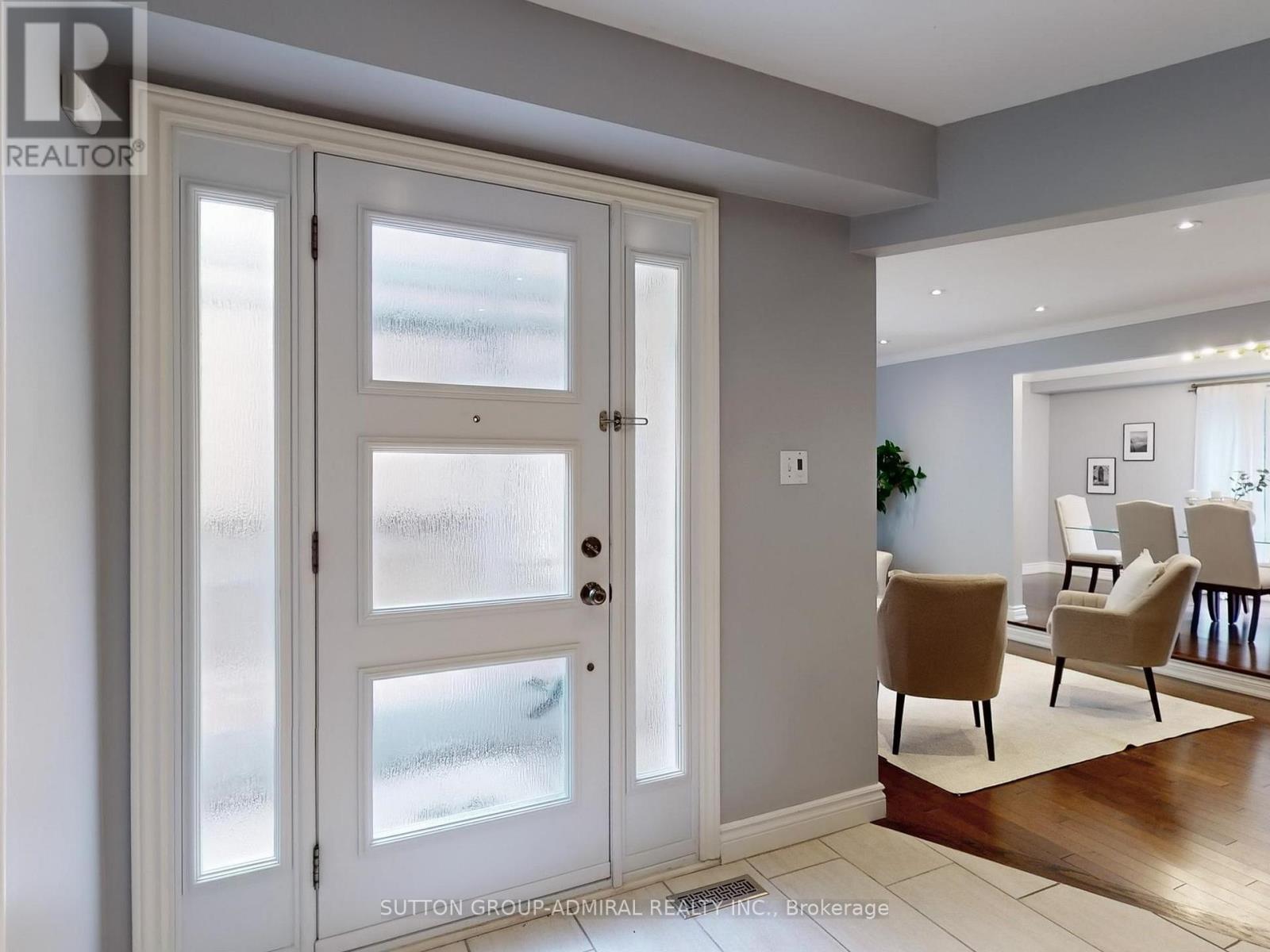 57 Peter Andrew Crescent, Vaughan (Brownridge), Ontario  L4J 3E2 - Photo 22 - N12215898