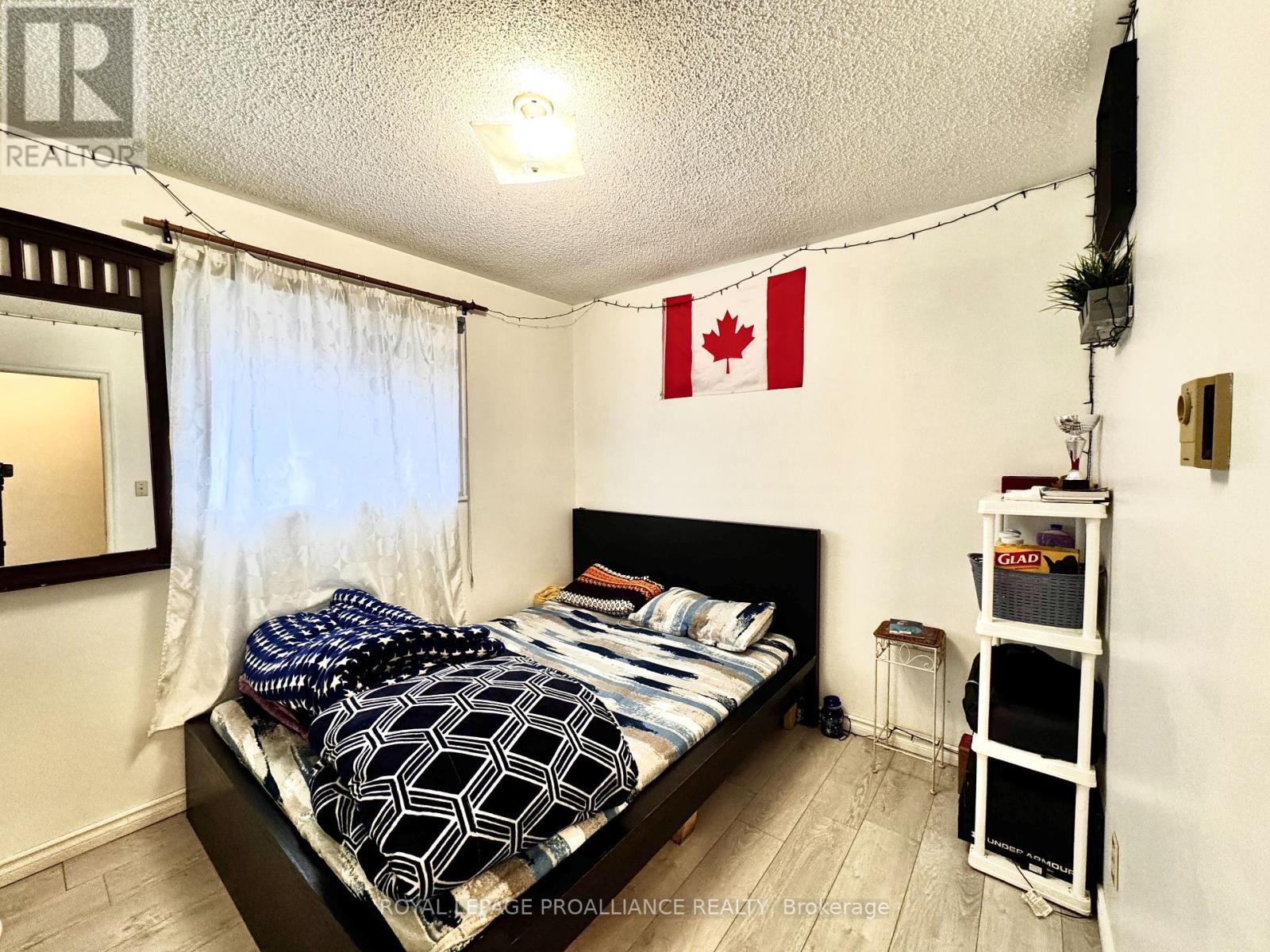 57 Donald Street, Belleville, Ontario  K8P 2J2 - Photo 9 - X12038527