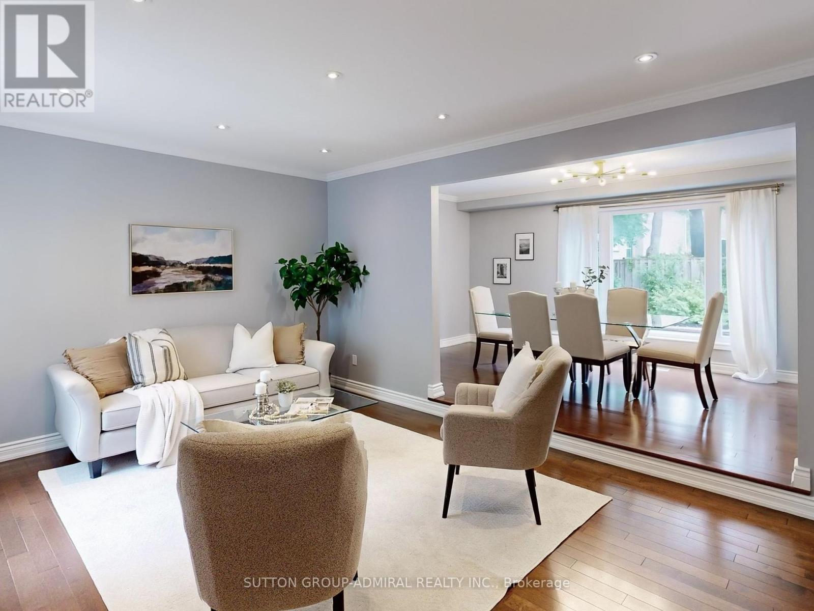 57 Peter Andrew Crescent, Vaughan (Brownridge), Ontario  L4J 3E2 - Photo 7 - N12215898