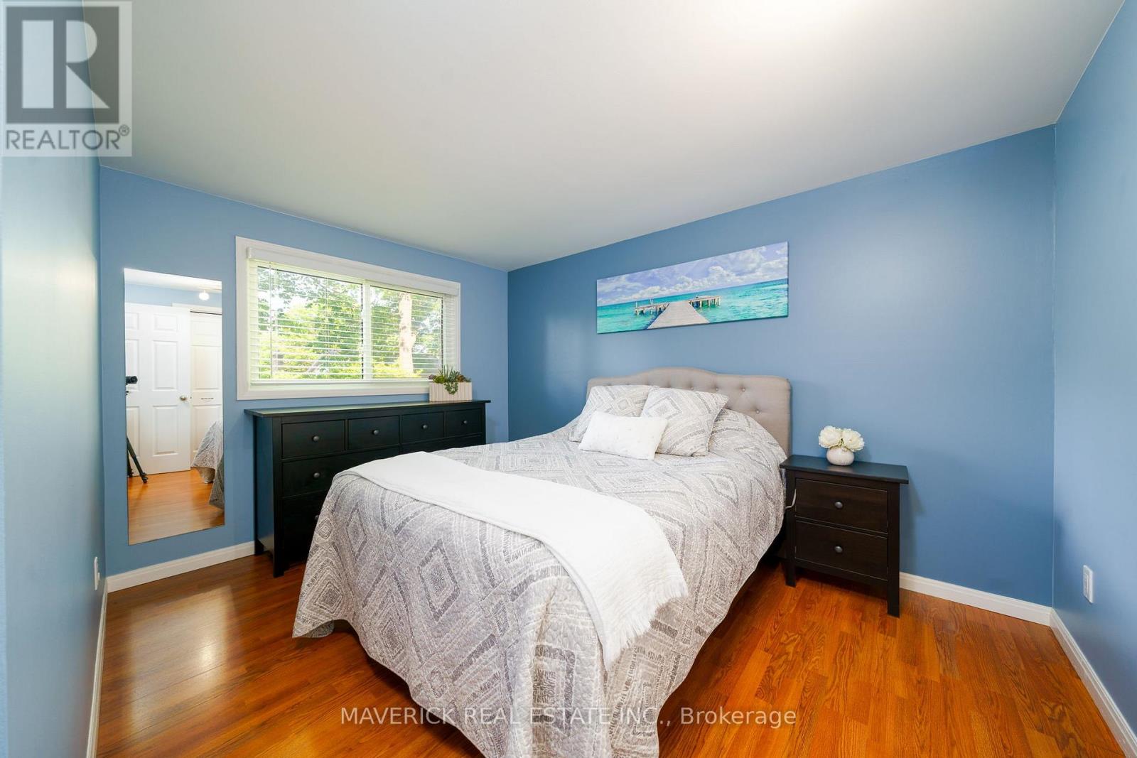 485 Griffith Street, London South, Ontario  N6K 2S3 - Photo 12 - X12215926