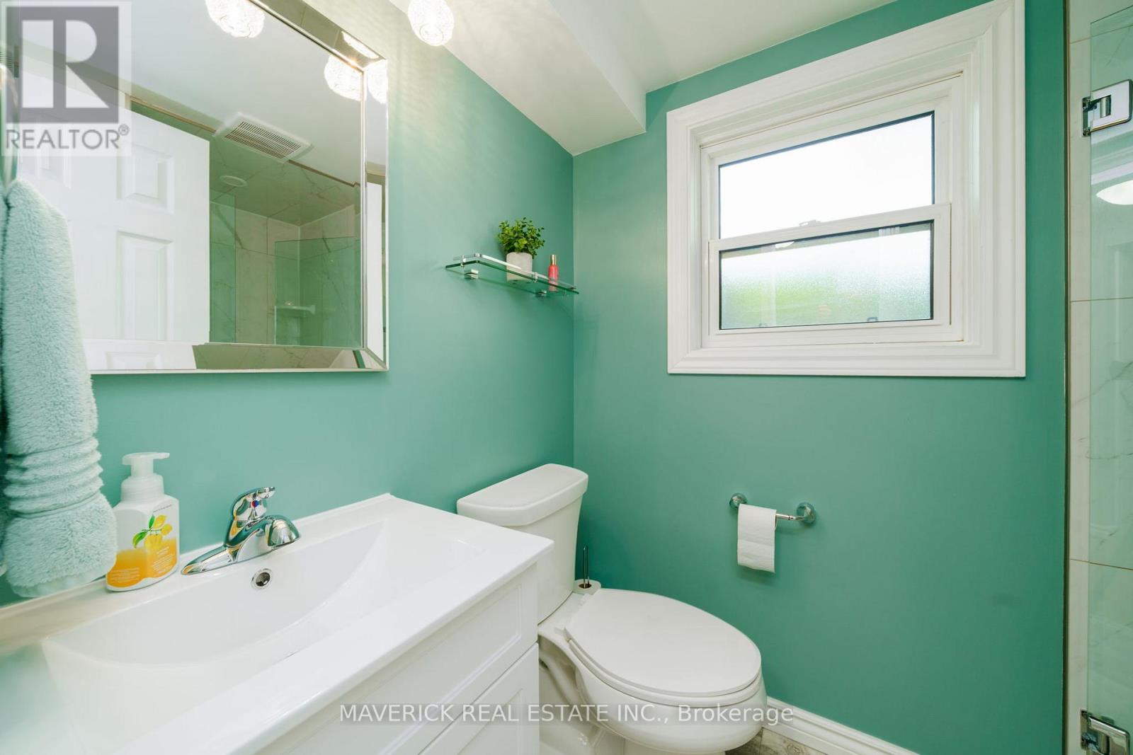 485 Griffith Street, London South, Ontario  N6K 2S3 - Photo 20 - X12215926