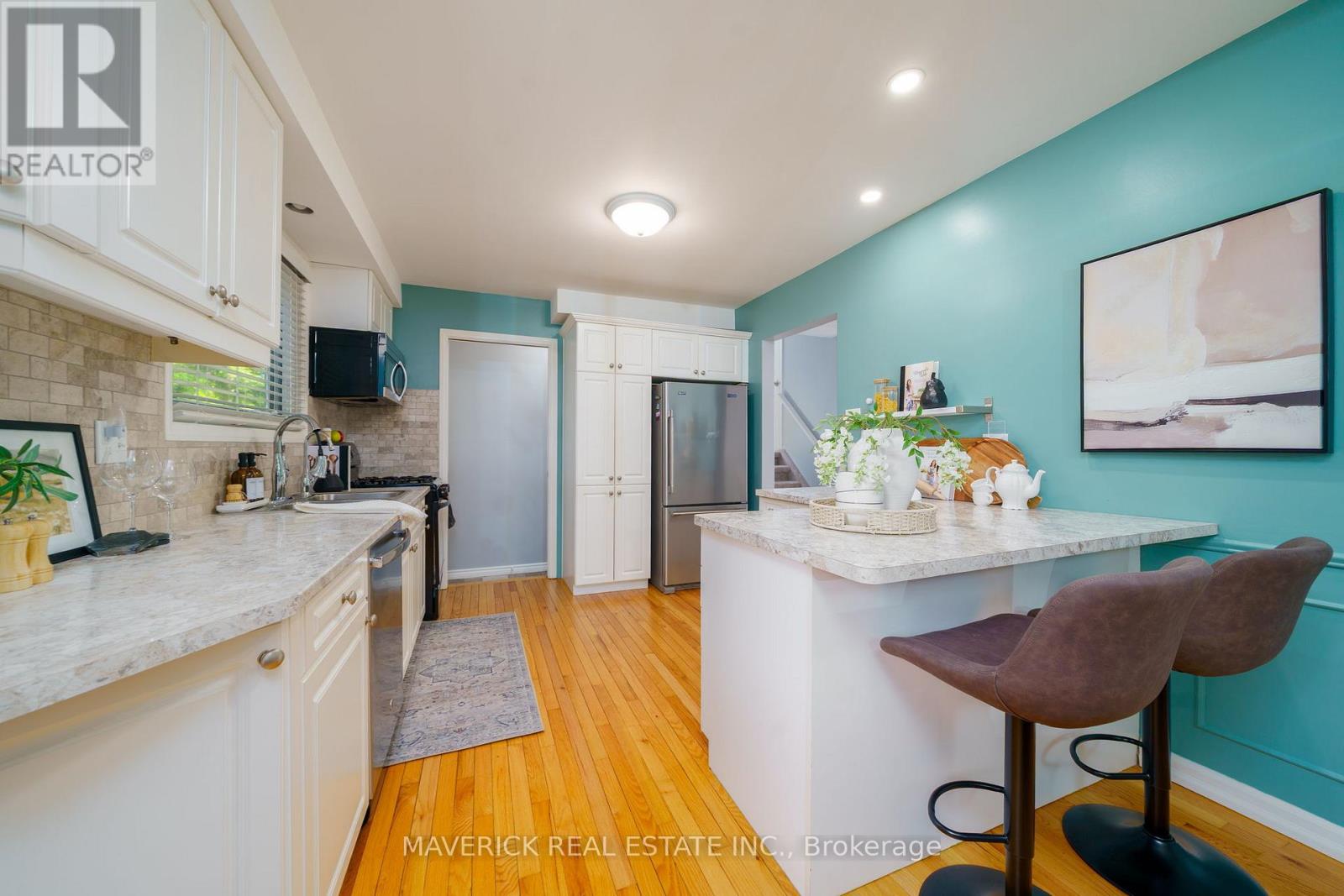 485 Griffith Street, London South, Ontario  N6K 2S3 - Photo 8 - X12215926