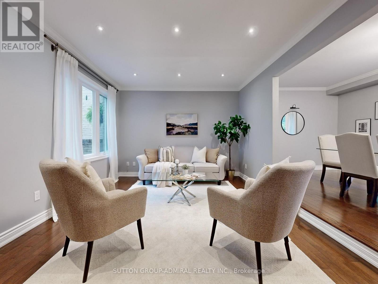 57 Peter Andrew Crescent, Vaughan (Brownridge), Ontario  L4J 3E2 - Photo 6 - N12215898