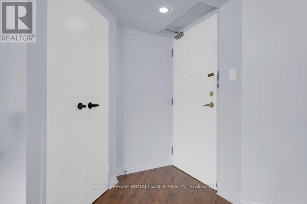 405 - 350 Front Street, Belleville, Ontario  K8N 5M5 - Photo 8 - X12128839