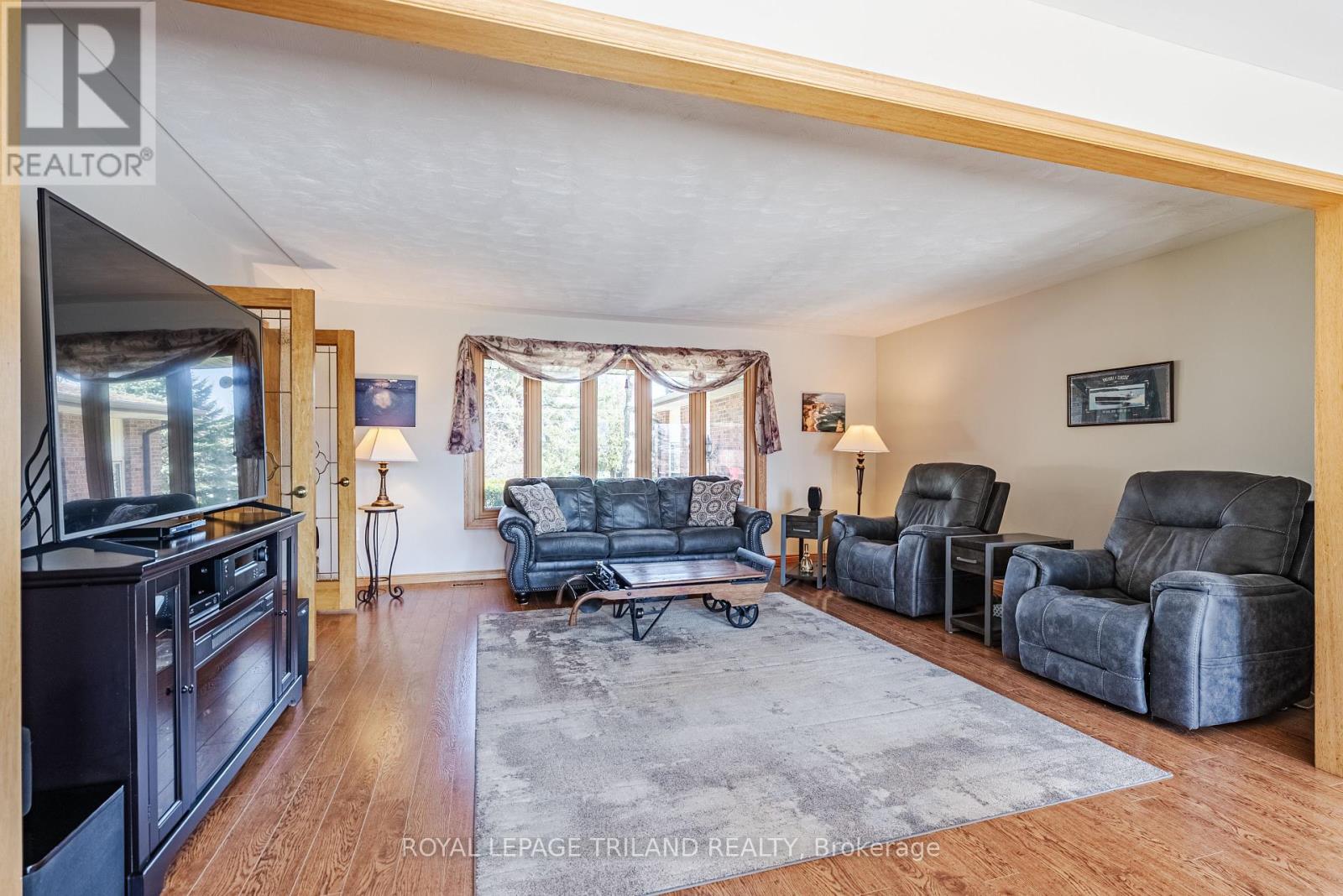 43845 Sparta Line, Central Elgin, Ontario  N5P 3S8 - Photo 13 - X12215932