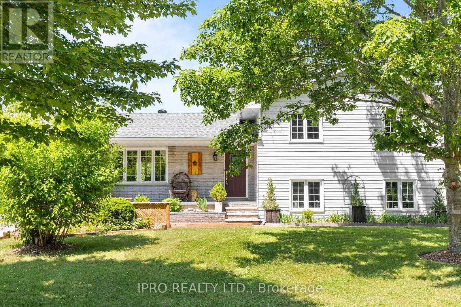 5502 Sunnidale-Tosorontio Line, Clearview (New Lowell), Ontario  L0M 1N0 - Photo 2 - S12215859
