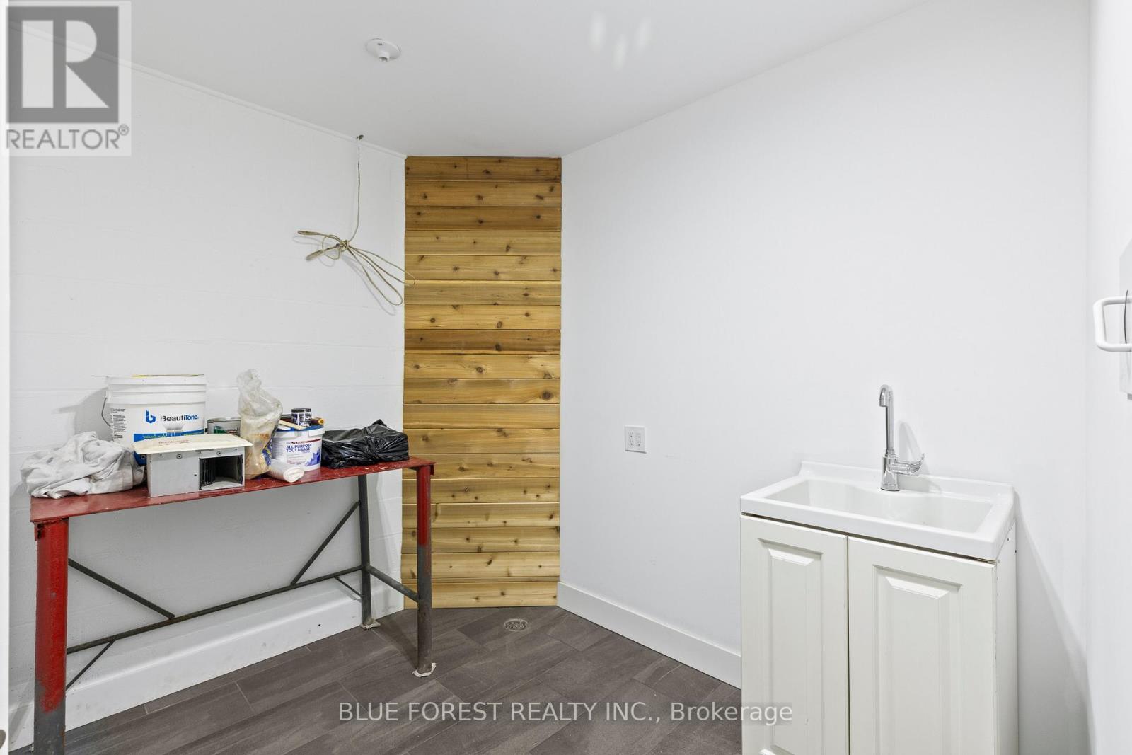 22676 Thames Road, Southwest Middlesex (Appin), Ontario  N0L 1A0 - Photo 27 - X12215997