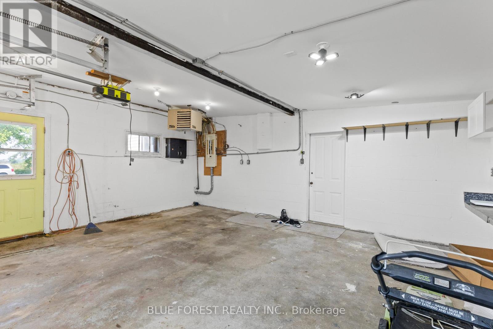 22676 Thames Road, Southwest Middlesex (Appin), Ontario  N0L 1A0 - Photo 34 - X12215997