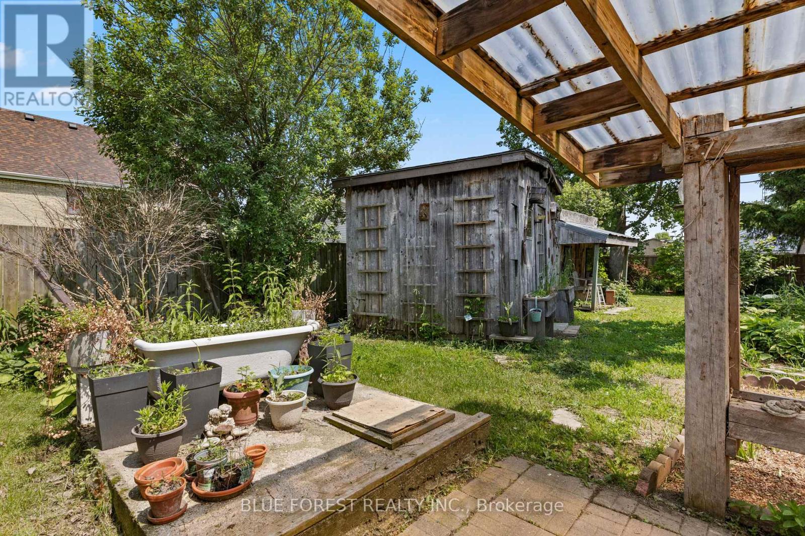 22676 Thames Road, Southwest Middlesex (Appin), Ontario  N0L 1A0 - Photo 41 - X12215997