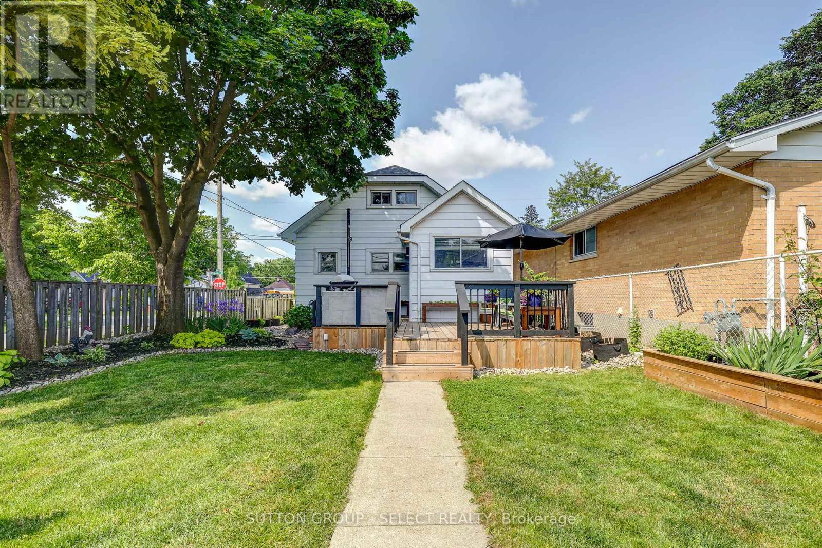 126 Brisbin Street, London East, Ontario  N5Z 2M1 - Photo 38 - X12216026