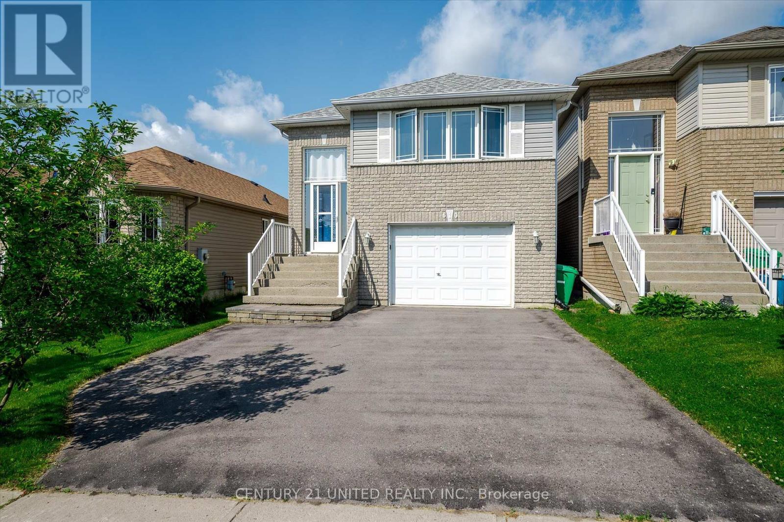 610 Clancy Crescent, Peterborough West, Ontario  K9K 2S2 - Photo 2 - X12215958