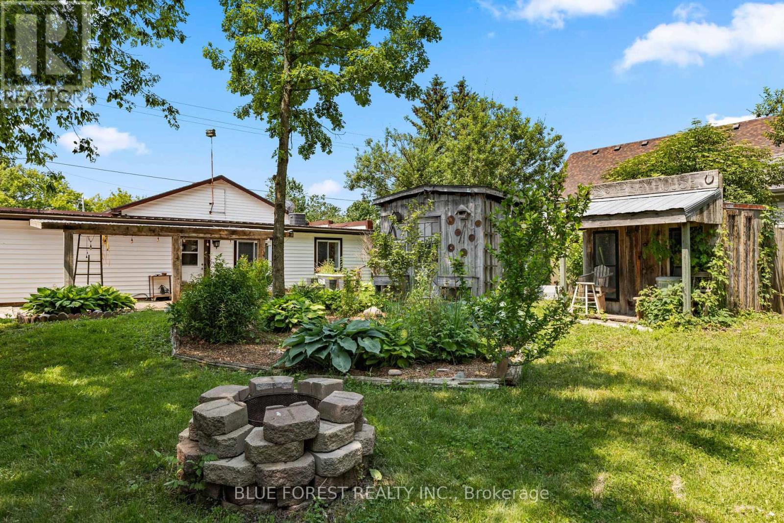 22676 Thames Road, Southwest Middlesex (Appin), Ontario  N0L 1A0 - Photo 36 - X12215997
