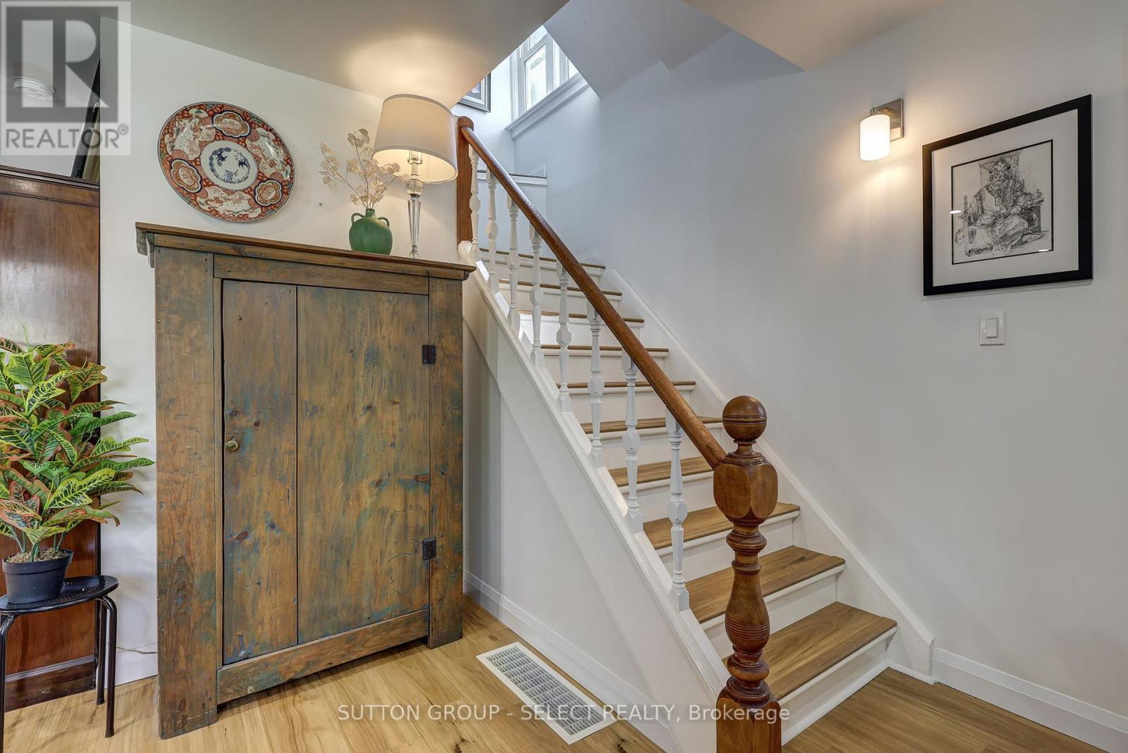 126 Brisbin Street, London East, Ontario  N5Z 2M1 - Photo 8 - X12216026