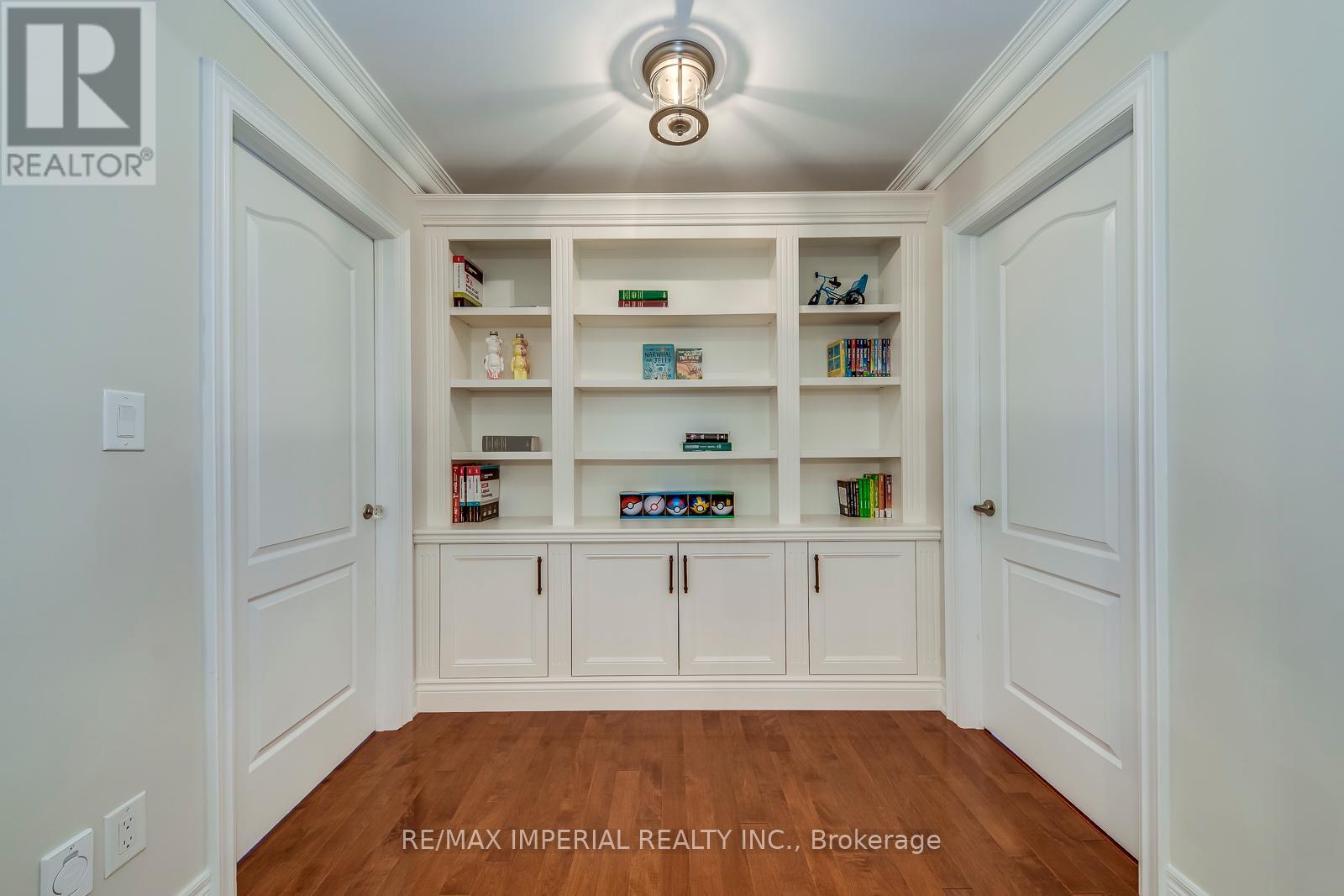 2382 Robmar Drive, Oakville, Ontario  L6H 0B2 - Photo 27 - W12194188