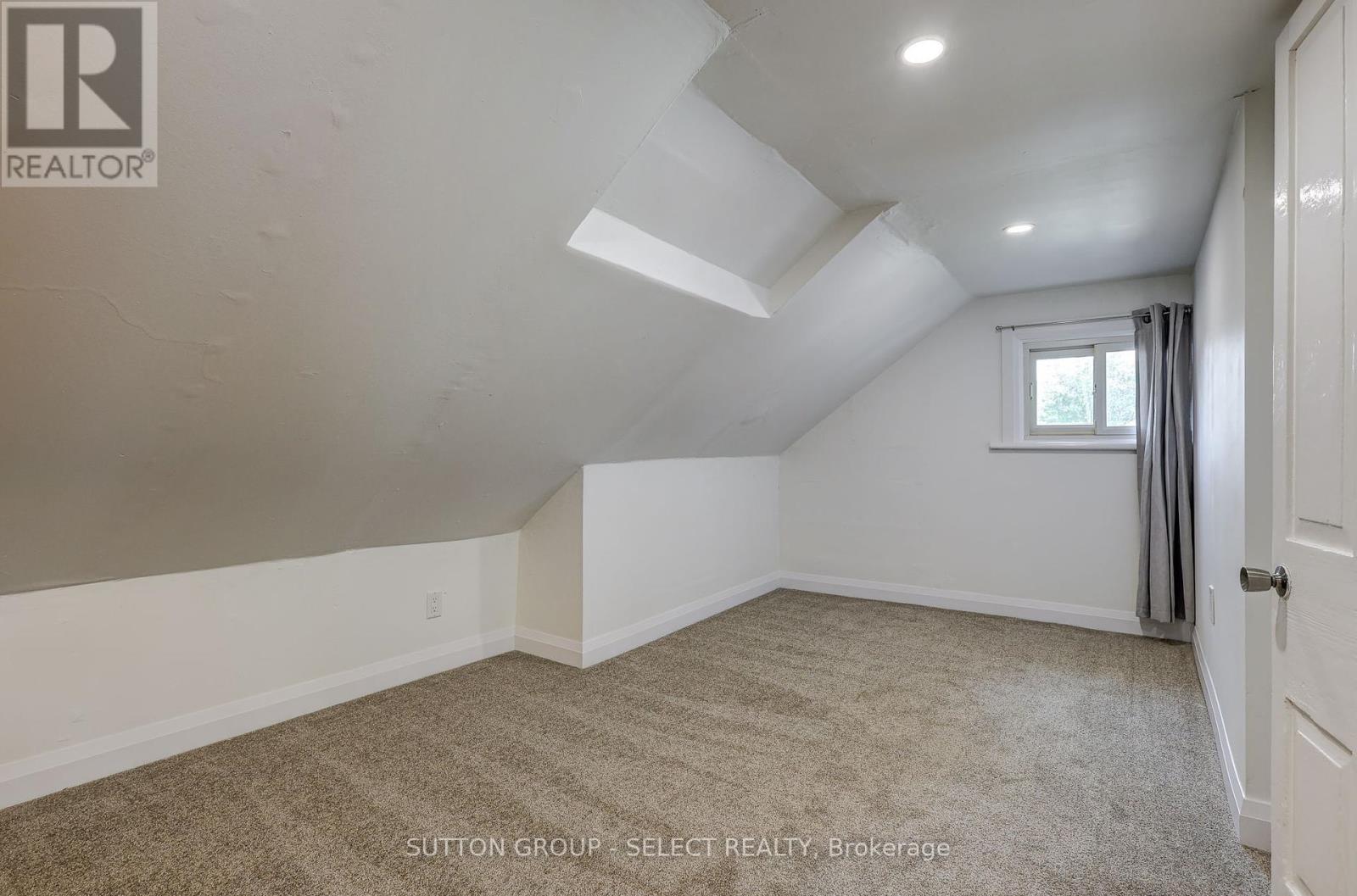 126 Brisbin Street, London East, Ontario  N5Z 2M1 - Photo 28 - X12216026